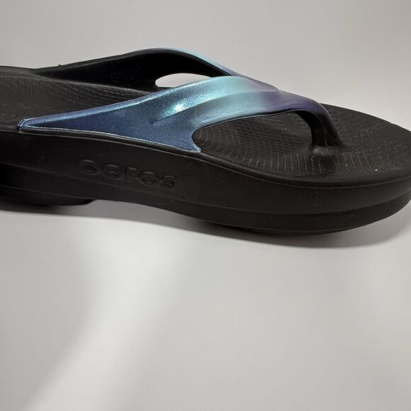 OOFOS OOLALA Luxe Flip Flop Women’s Size 7 Thong Recovery Sandals Metallic - Picture 9 of 11